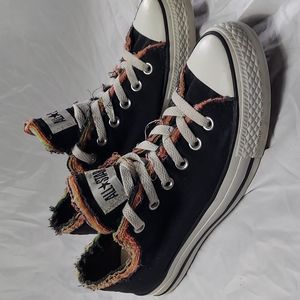 Converse unisex frayed 8 mens 10 womens